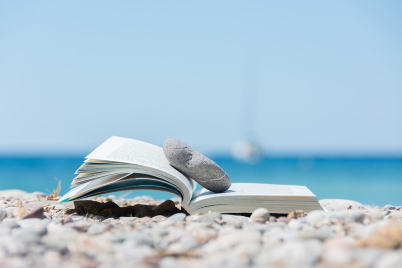 Book-on-the-Beach