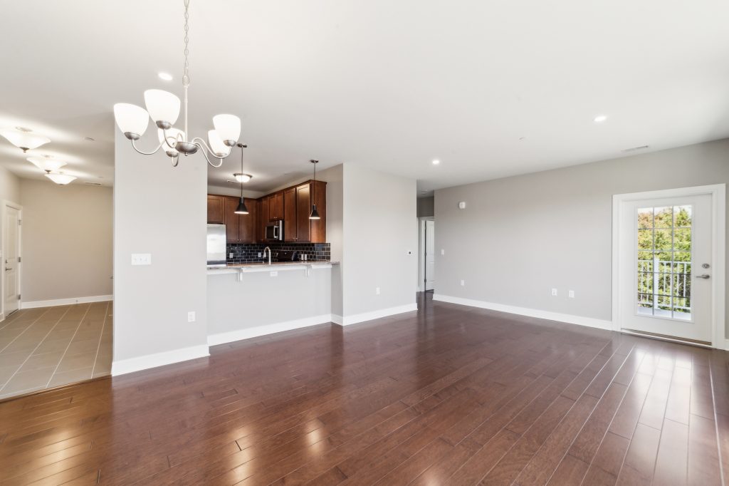 3600_Cypress_Point_Dr_Toms_River_NJ_08753_USA-Living_room-HJBP7718