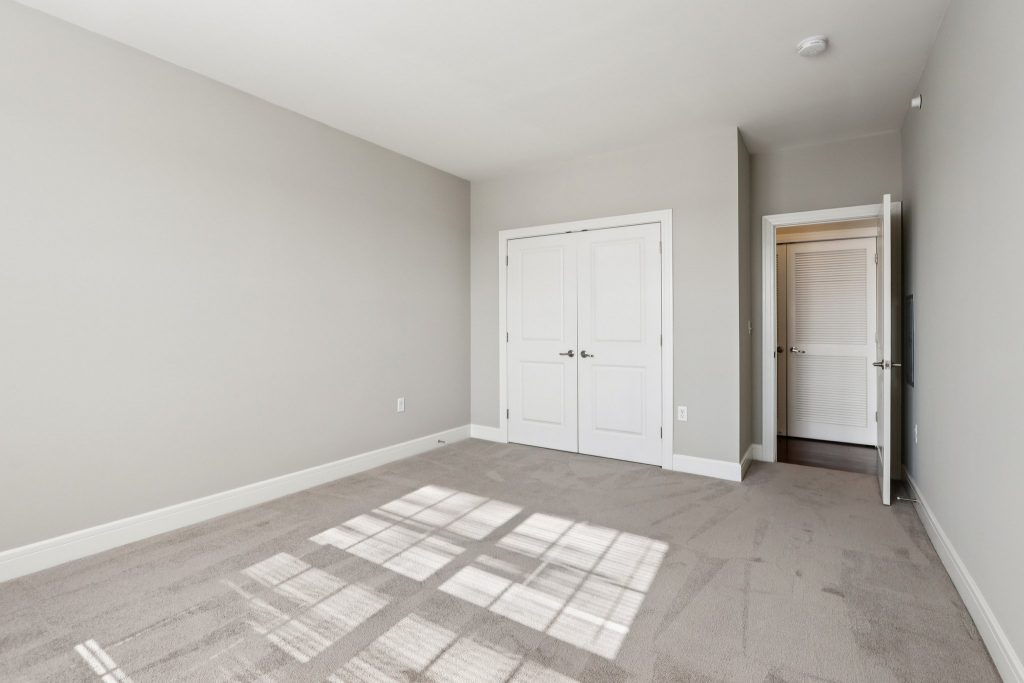 52-web-or-mls-3600 Cypress point Dr Unit 3409-S1302-019