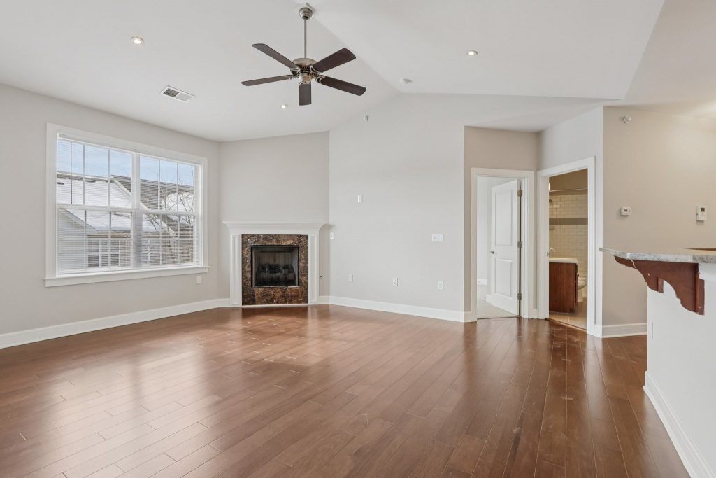 83-web-or-mls-3600 Cypress point Dr Unit 2610-S1302-002